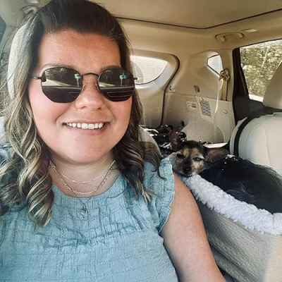 Ashley Valenzuela Profile