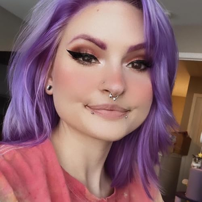 Alyssa Nicole Profile