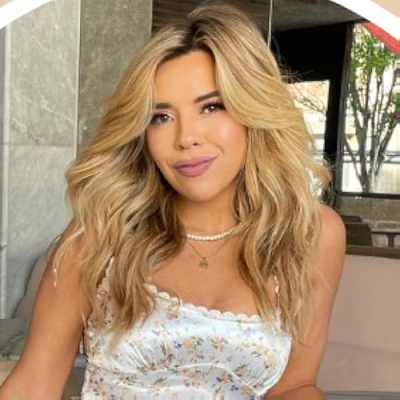 Elia Esparza Profile