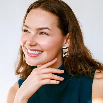 Jaelynn Hinton x IIYA WELLNESS Profile