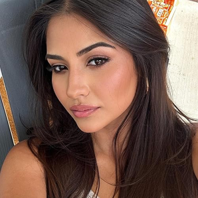 Laura Vasquez Profile