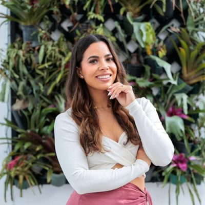 Monica Romero Profile