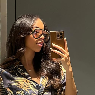 Dezi Does It Profile