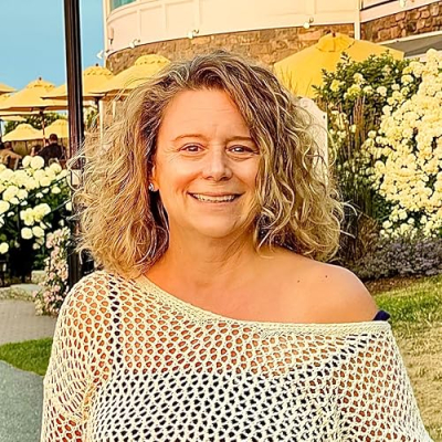 Jenny- lady from the 80s Profile