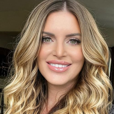 ✅ Classie Carrie ✅ Profile