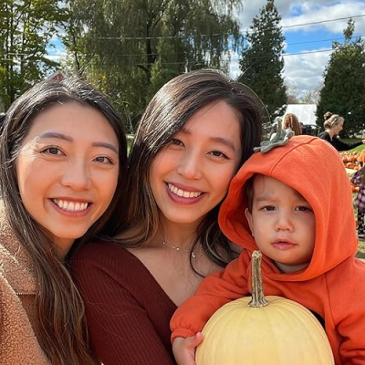 Shirley & Felisaxo Amazon Store Profile