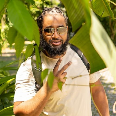 Passport Action Travel Gear Profile