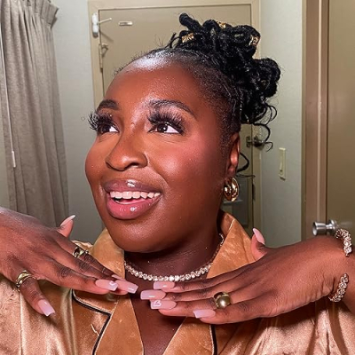 Chaniel Glow Profile