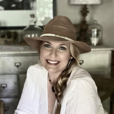 Daune Pitman | Cottage in the Oaks Profile