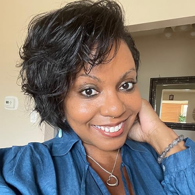 Radiantly Rae Profile