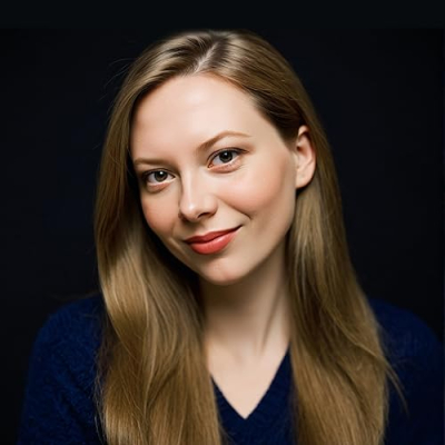 Moody Mixologist / Amy Traynor Profile