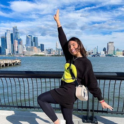 Camely Damirón Profile