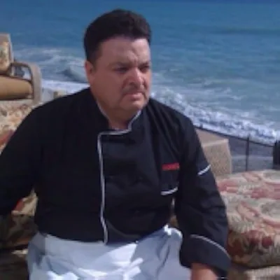 Chef Rogelio lara