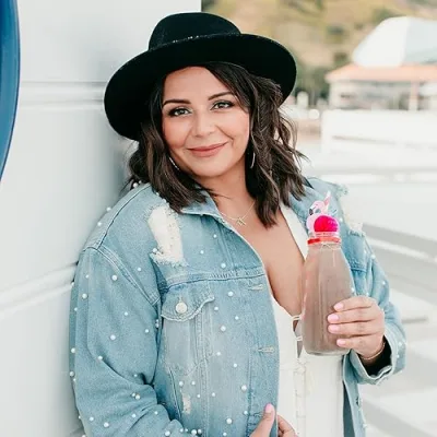 Lemon Poppyseed Girl