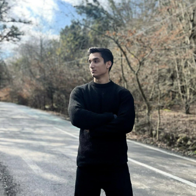 Parsa Roshani Profile