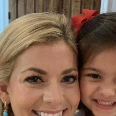 Sooz.Reviews-Susannah Albriton