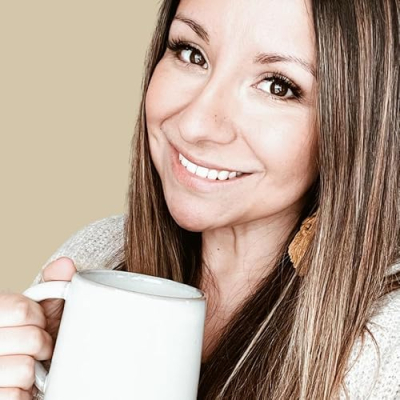 Karen Serrano || mom tips, beauty + lifestyle Profile