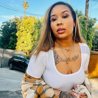 Danielle Powers Profile