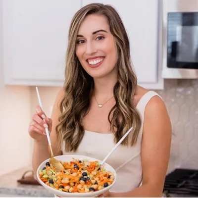 Mackenzie Burgess, RDN