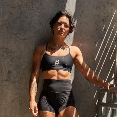 Kelly Matthews Profile