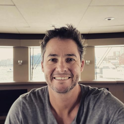 BlueOceanYachting | Lord Luke Hammond Profile