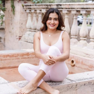 Alma Arias | @almararias Profile