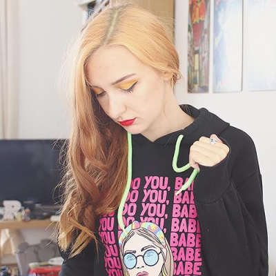 Rachel Oates Profile