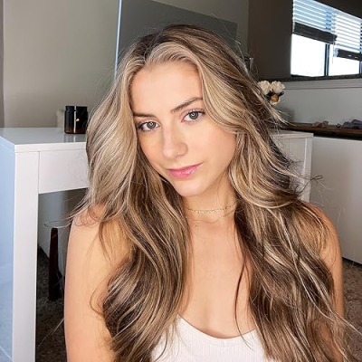 Kelly (@kellyannestone) Profile