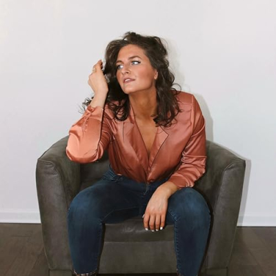 Ashley N. Bennington's Amazon Storefront Profile