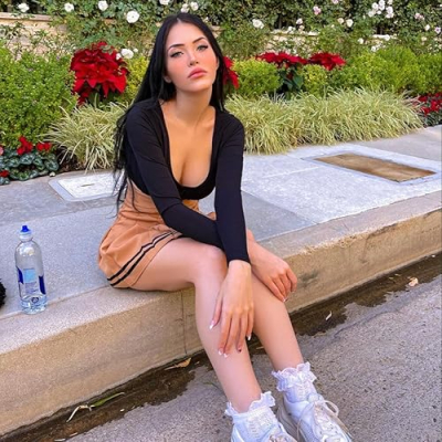 Claudia Alende Profile