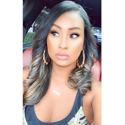 Ebony Nicole’s Storefront Profile