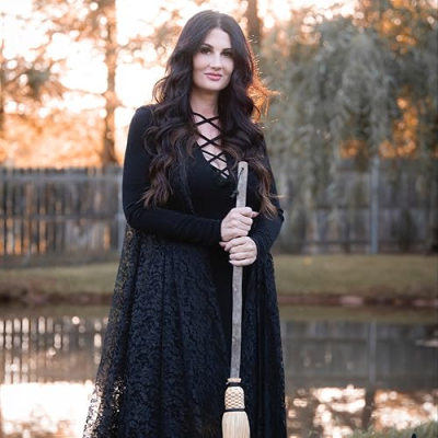 Mystic Witch ~ Harmony Rose Profile