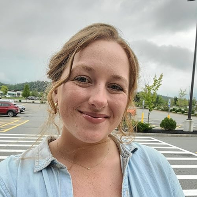 Em’s Finds Profile