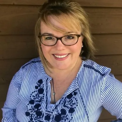 Melissa Russo - The Farm Girl Gabs®