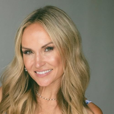 Jett Set Farmhouse Profile