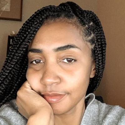 Simply Bookish Things with Jean Nicole Rivers Profile