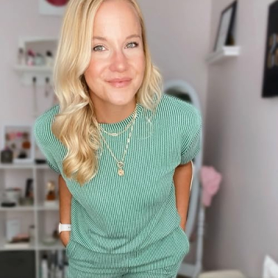 Hallie Parsons Profile