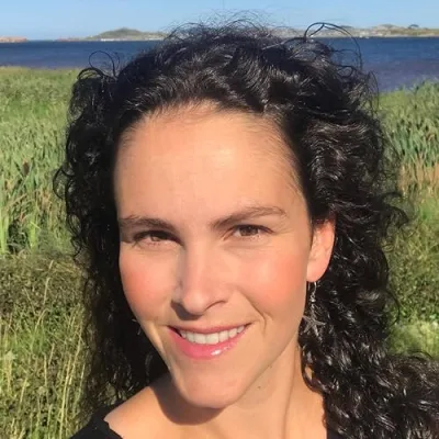 Ariane Arsenault - La Fille de la Mer, Savonnerie Artisanale