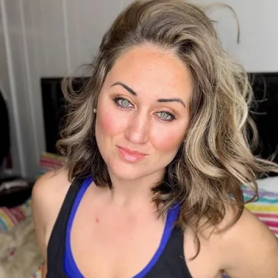 Elizabeth Anna Burtchell- THE Bella Rose Babe/Beast