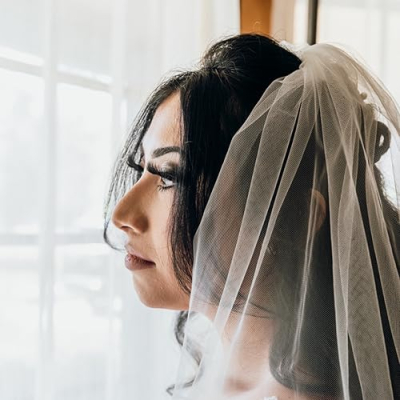 Bella Holland Profile