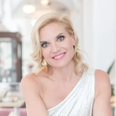 Natalie Reddell, Commander in CHIC