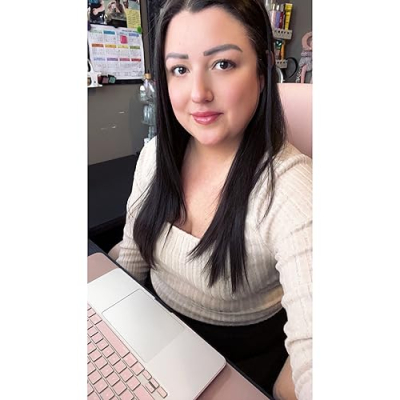 Simply Sarinha | Sarah Dougherty Profile