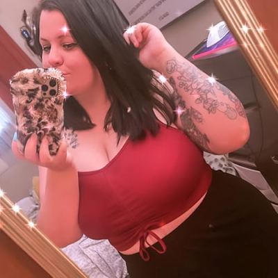 Holly Anne 💛💐 Profile