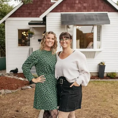 Lamb & Co | HGTV's Unsellable Houses Lyndsay & Leslie