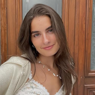 Alessandra Mayr Profile