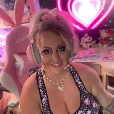 Caitlin Bourhenne Profile