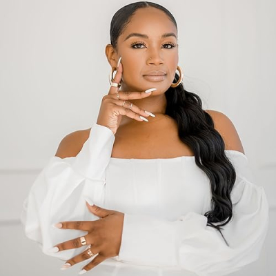 DaVaughn Moná Profile