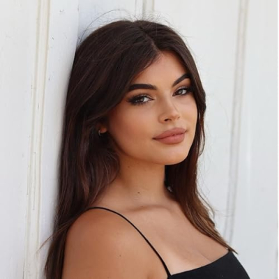 Steph Bohrer Profile