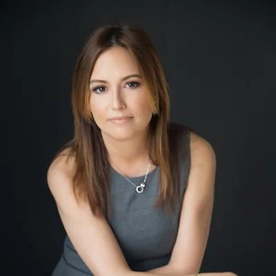 The Modern Mom Lounge Must Haves!