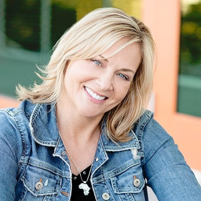 XO, Christine Profile